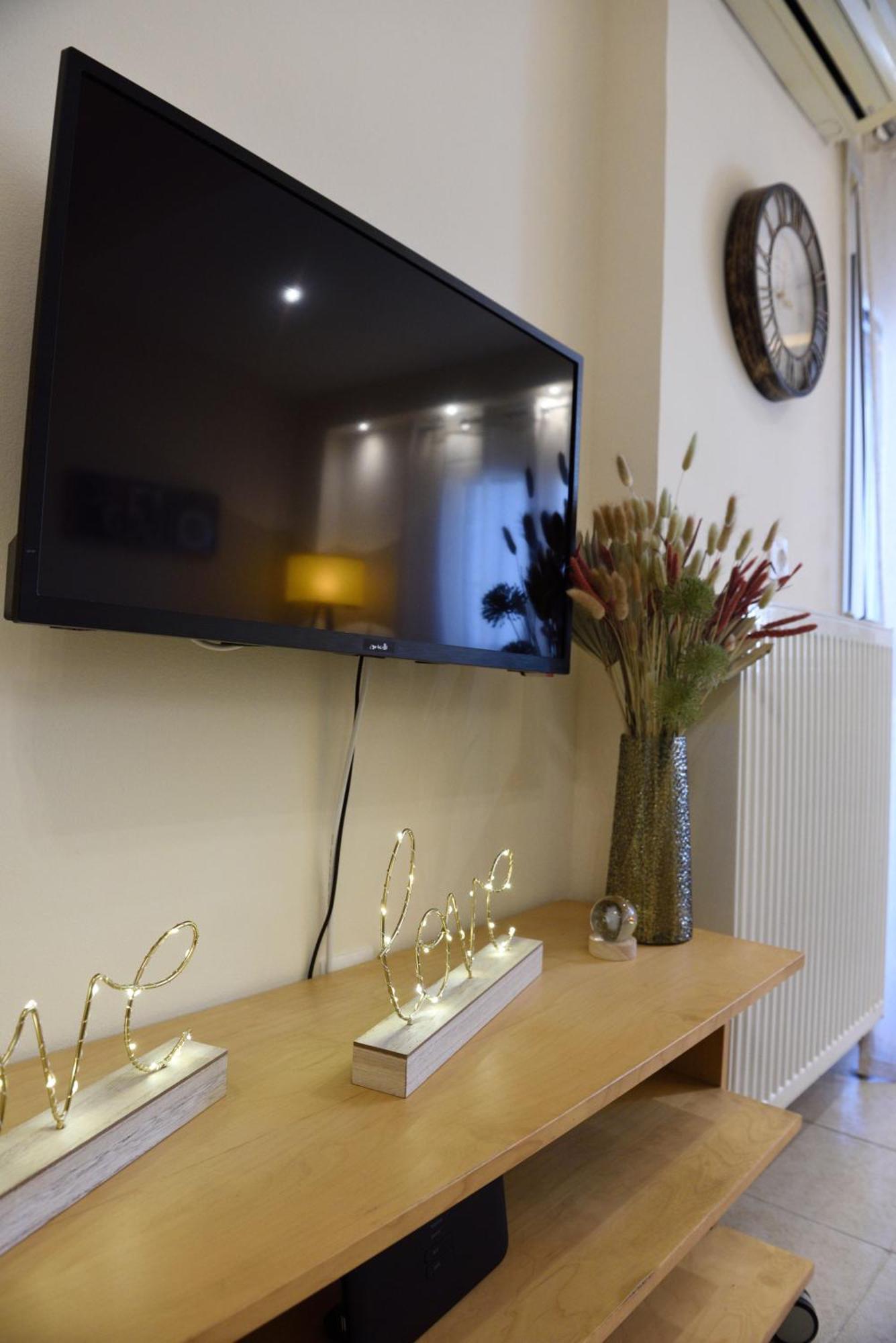 2Downtown.Dandelion Apartment Tesalonika Bagian luar foto