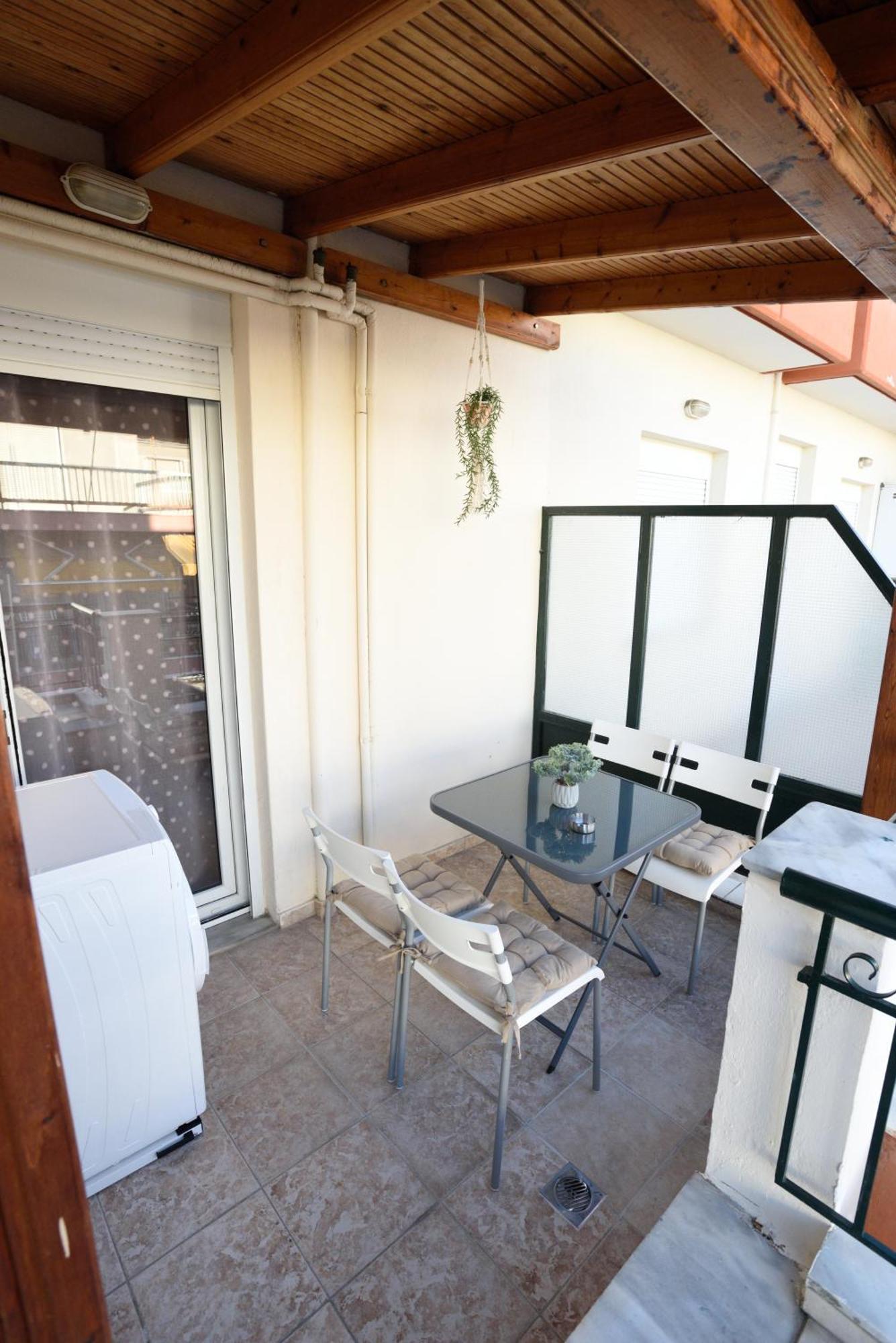 2Downtown.Dandelion Apartment Tesalonika Bagian luar foto